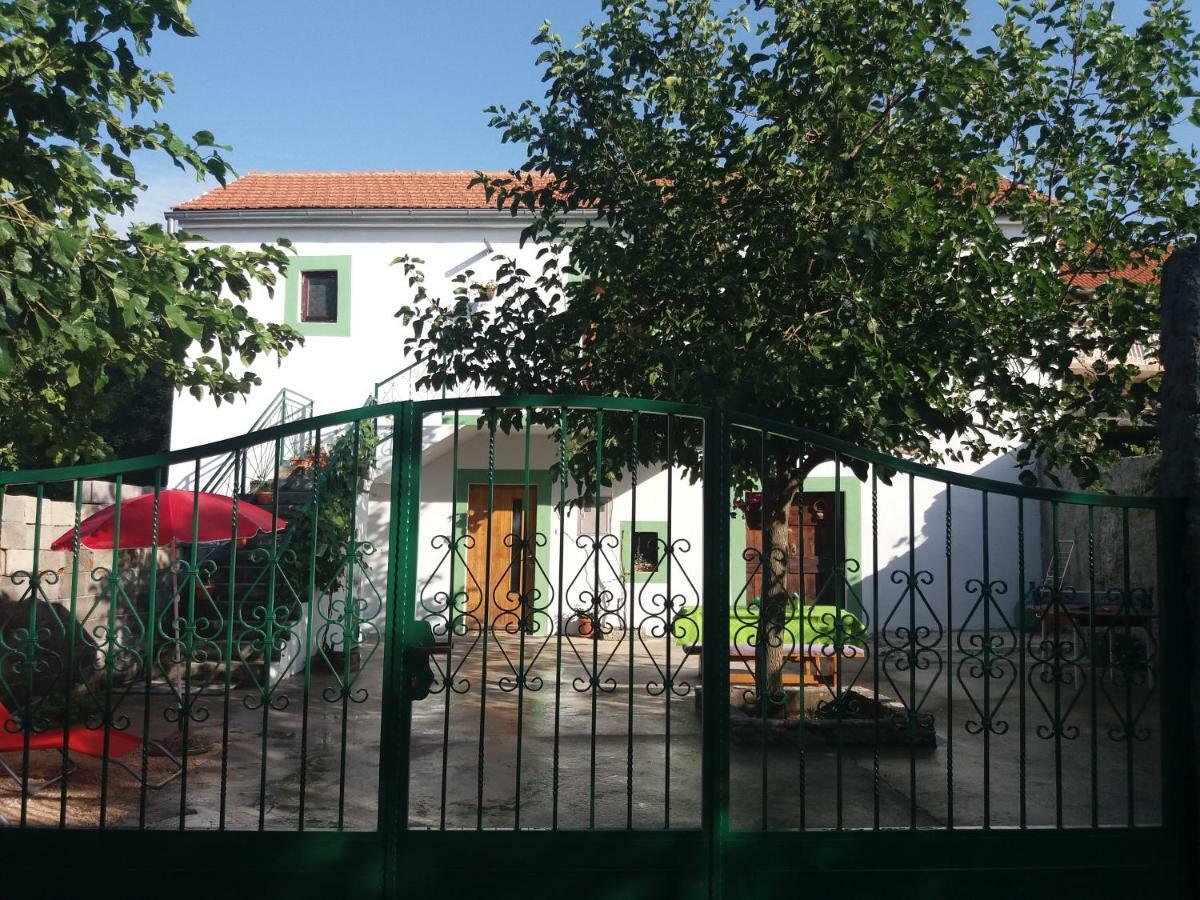 Holiday House Ana 스크라딘 외부 사진